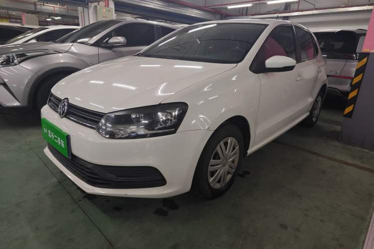 Used Volkswagen Polo 2016 1.4L Manual Fashion Model