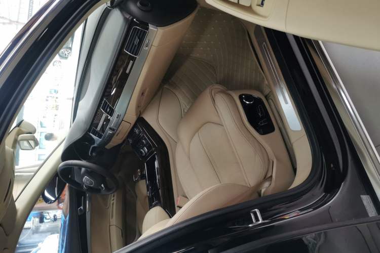 Used Audi A8 2014 A8L 45 TFSI quattro Comfort model