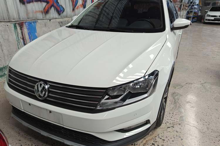 Used Volkswagen Cross Lavida 2017 230TSI DSG Comfort Edition