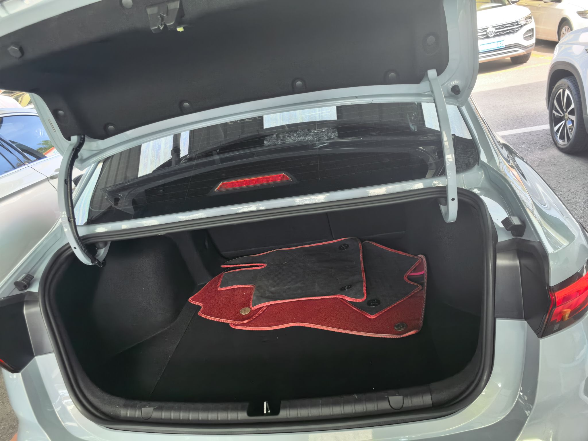 Geely Auto Emgrand 2023 4th Generation Champion Edition 1.5L CVT Prestige Model — снимка 14