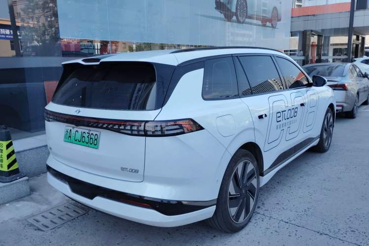 Used Dongfeng eπ eπ008 2024 636Max All-Electric Version 6 Seats Exterior 3