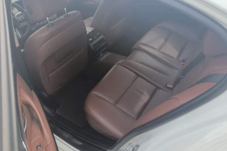 Used BMW 5 Series 2014 520Li Elegant Model