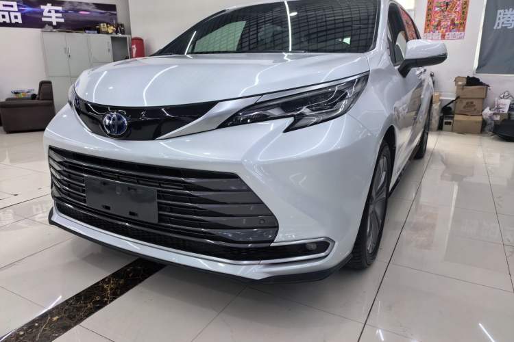 Used Toyota SIENNA 2021 2.5L Hybrid Ultimate Edition