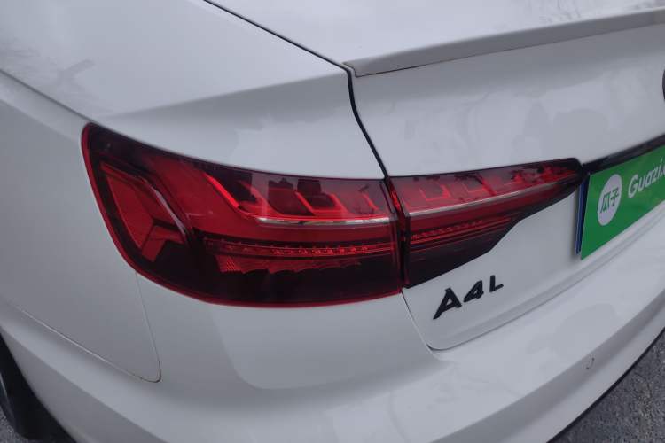 Used Audi A4L 2023 40 TFSI quattro Luxury Dynamic Edition
