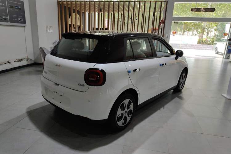 Used JAC Yiwei 3 2024 Beloved Edition 330km Air+
