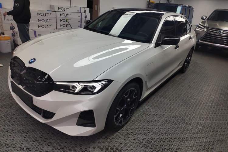 Used BMW i3 2023 eDrive 40 L Midnight Edition