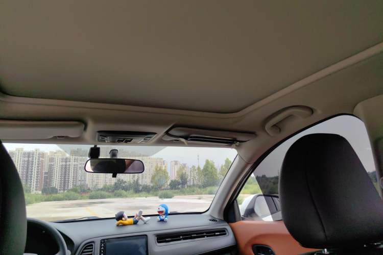 Used Honda Vezel 2019 1.5L CVT Pioneer Edition China VI