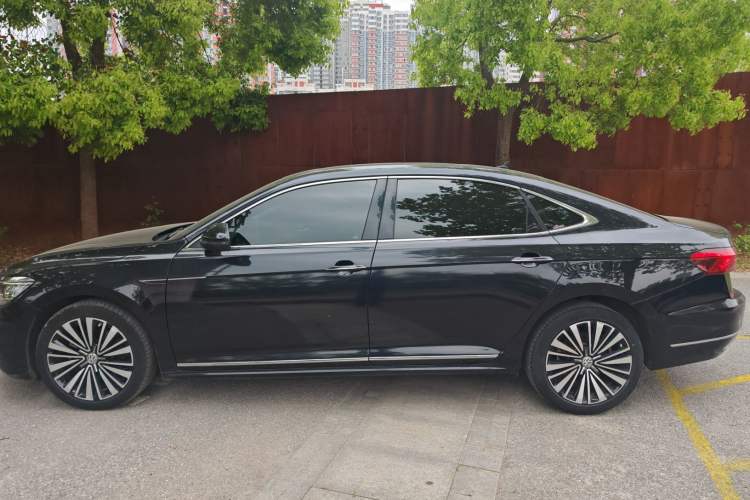 Used Volkswagen Passat 2019 330TSI Luxury Edition China VI Standard Exterior 5