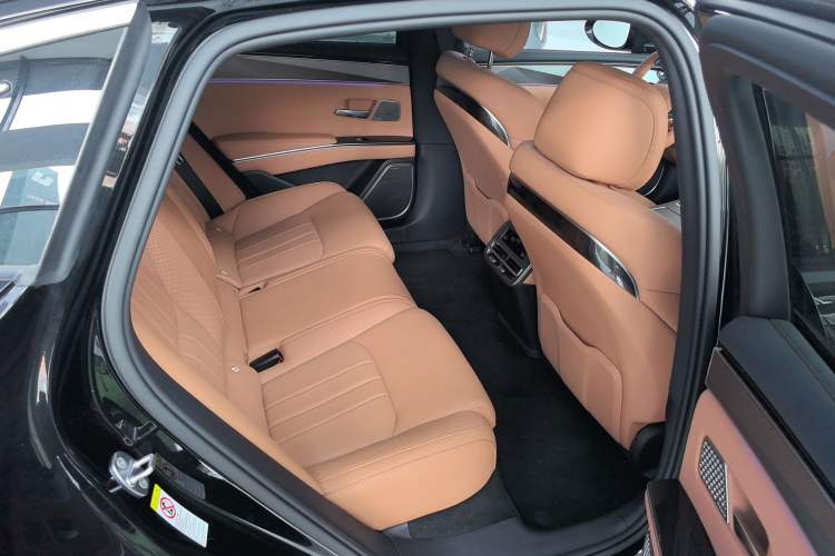 Used BYD Han L 2025 DM-i 200KM LiDAR Luxury Model Interior 2