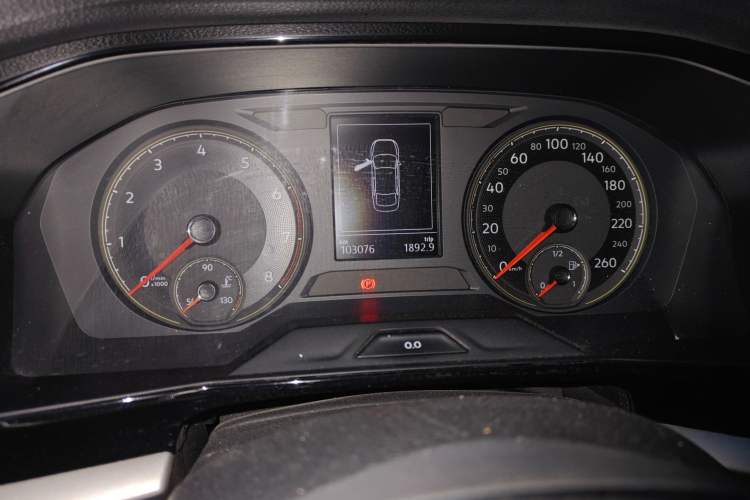 Used Volkswagen Lavida 2019 280TSI DSG Comfort Edition China VI standard Odometer Close Up