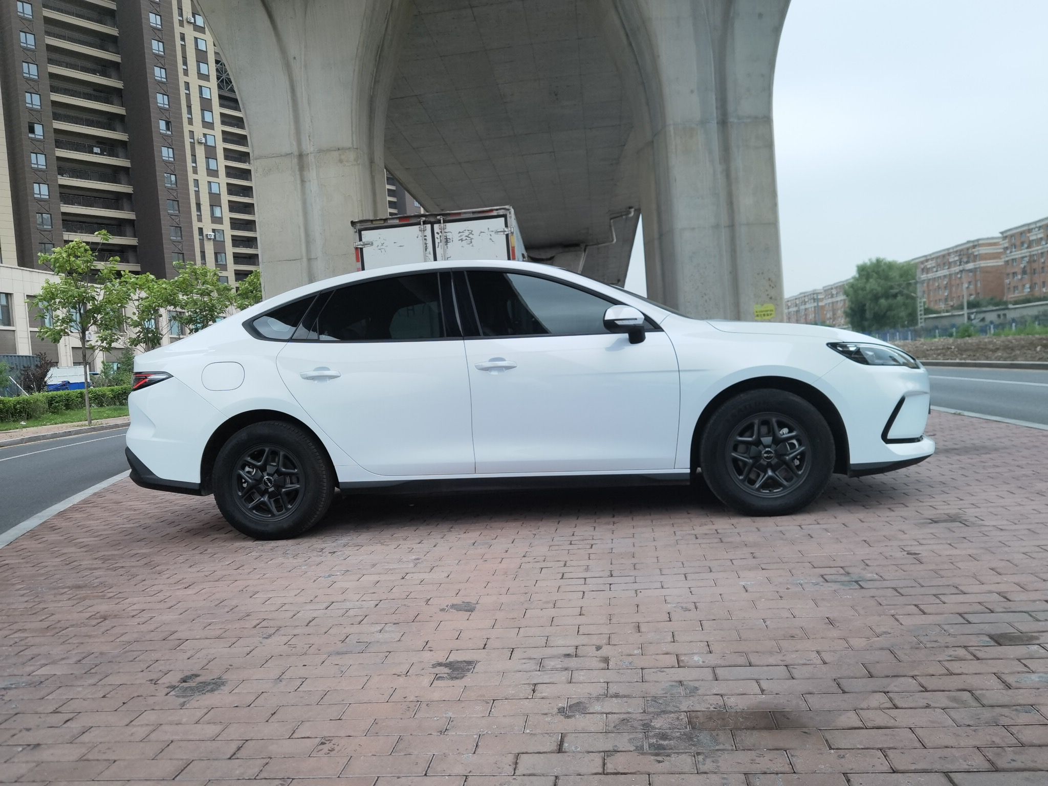 BYD Seal 05 DM-i 2025 DM-i Smart Drive 55KM Luxury Model — снимка 13