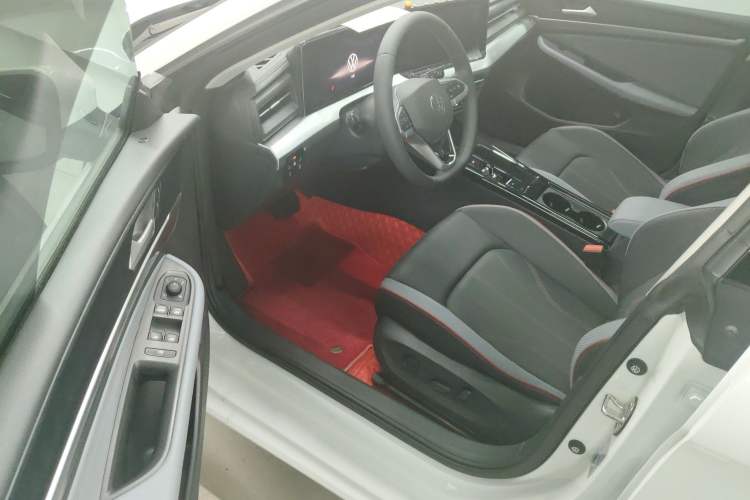 Used Volkswagen Lamando 2025 Lavida L 280TSI DSG Spicy Edition
