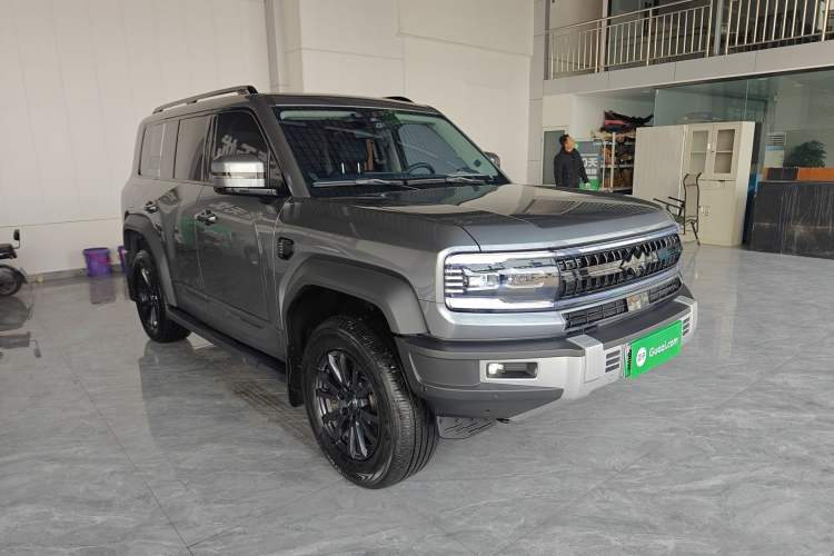 Used Formula Leopard Leopard 5 2023 Explore Edition