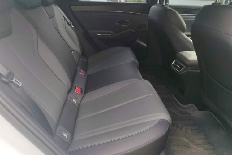 Used BYD Qin L 2024 DM-i 80KM Leading Model Driver Seat