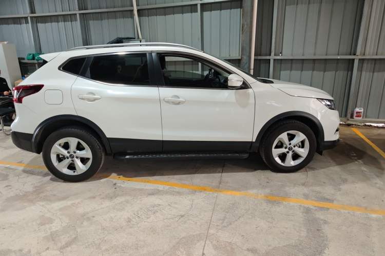 Used Nissan Qashqai 2023 Classic 2.0L CVT XV Comfort Edition
