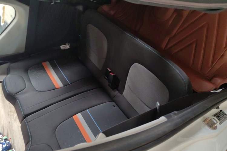 Used Wuling Hongguang MINIEV 2020 Lite Version Lithium Iron Phosphate Left Rear Seat