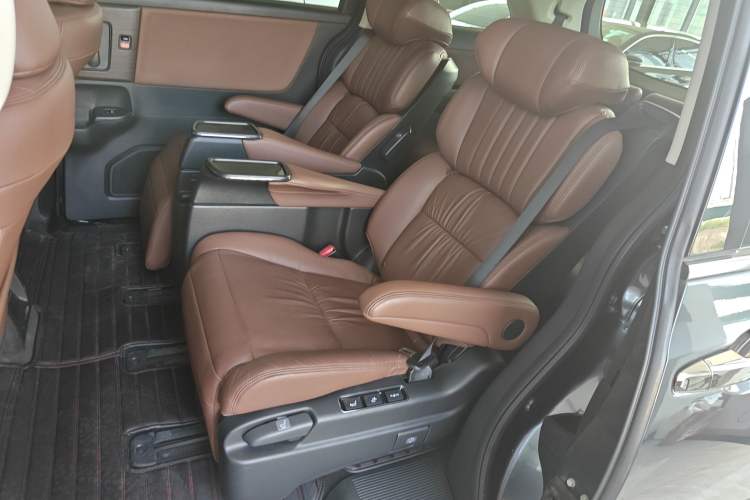 Used Honda Odyssey 2022 2.0L eHEV Sharp Supreme Edition
