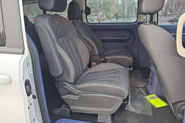 Used BAW Ruisheng Ace M7 2023 2.0L Automatic Long Wheelbase Enjoyment Version 7 Seats
