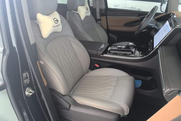 Used GAC Trumpchi M8 2024 Master Series 400T Prestige Edition Right Front Seat
