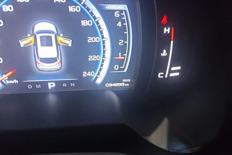 Used Geely Auto Emgrand X7 Sport 2016 1.8TD Automatic ZhiZun Version
