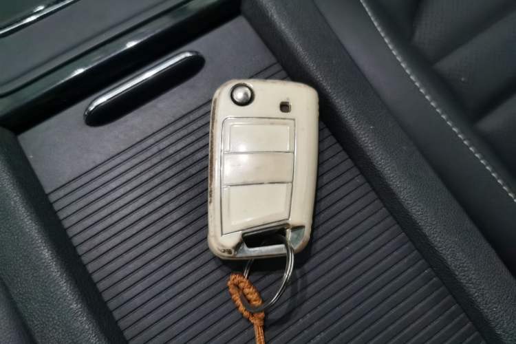 Used Volkswagen Lamando 2019 280TSI DSG Comfort Edition China V Standard Interior 1