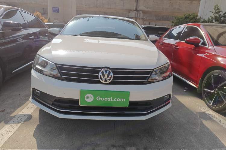 Used Volkswagen Sagitar 2018 1.6L Automatic Comfort Model Front