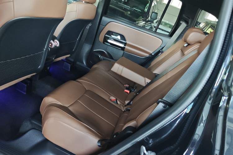 Used Mercedes-Benz GLB 2023 Refreshed GLB 200 Dynamic Edition Interior 2