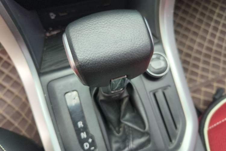 Used SAIC MAXUS T70 2020 2.0T Diesel Automatic 4x4 Australian Version Standard Box High Ground Clearance
