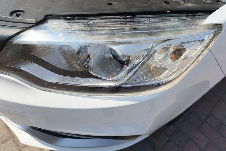 Used Geely Auto Vision 2019 Upgraded Model 1.5L Manual Luxury Version China VI Standard
