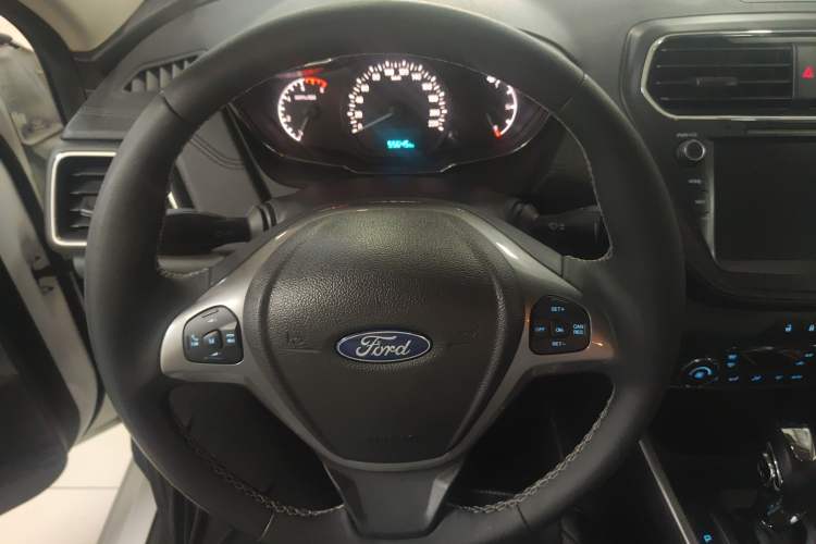 Used Ford Escort 2017 Happiness Edition 1.5L Automatic Fashion Version