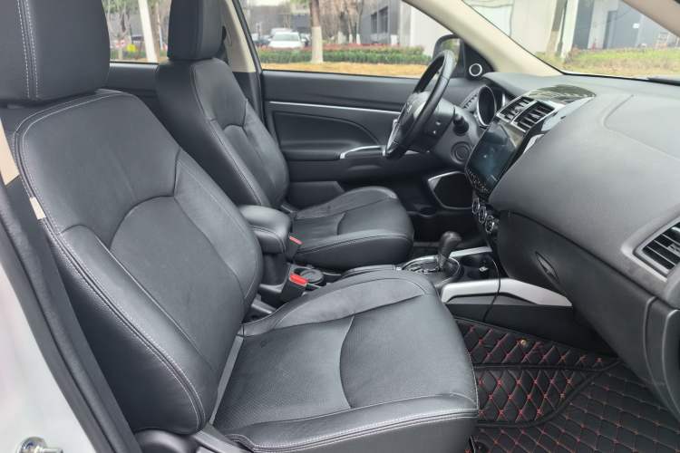 Used Mitsubishi ASX 2018 2.0L CVT Two-Wheel Drive Deluxe Edition