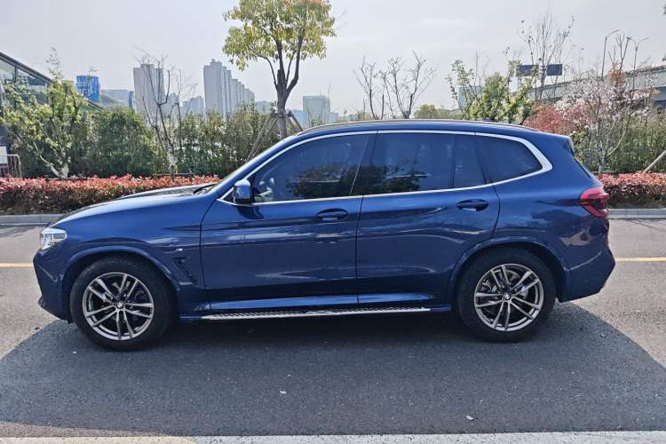 Used BMW X3 2021 Restyled xDrive30i Leading Edition M Sport Package Exterior 2