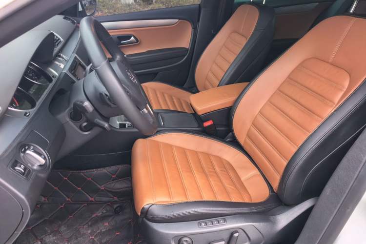 Used Volkswagen FAW-Volkswagen CC 2016 1.8TSI Luxury Model
