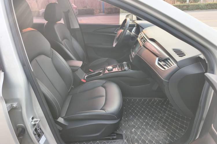 Used Roewe Ei5 2018 Internet Luxury Edition