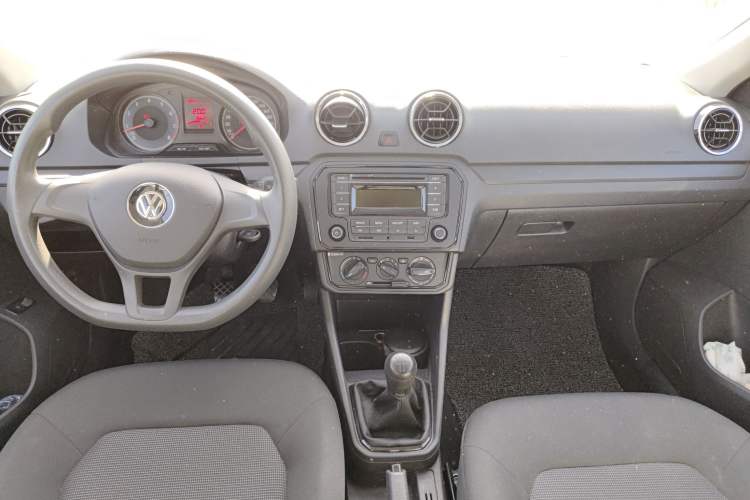 Used Volkswagen Jetta 2017 1.4L Manual Fashion Edition
