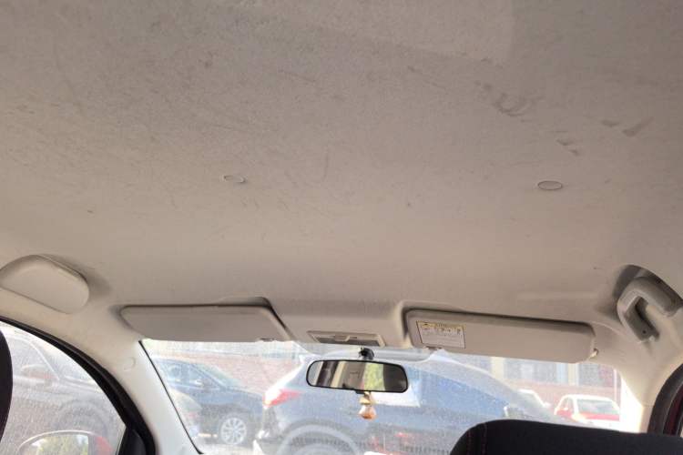 Used CHANGAN Benni 2015 1.4L IMT Prestige Model China V Standard Interior 3