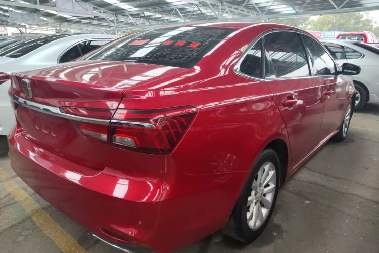 Used Roewe i6 2017 20T Manual Luxury Edition