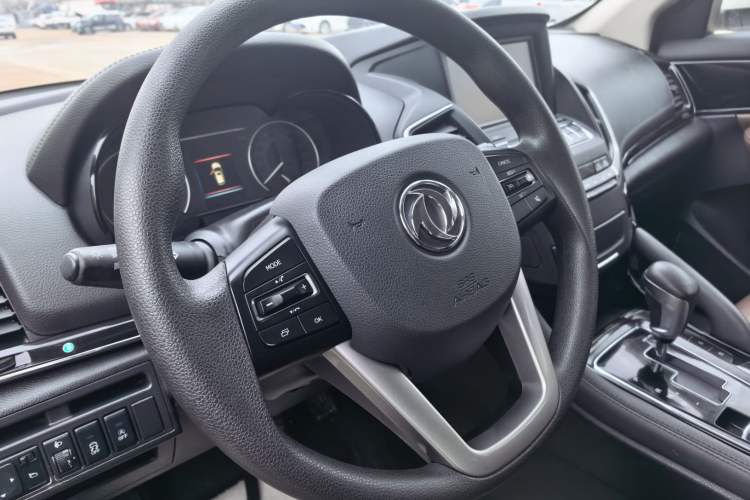 Used Dongfeng Aeolus AX7 2018 Classic 1.6T Automatic Elite Model