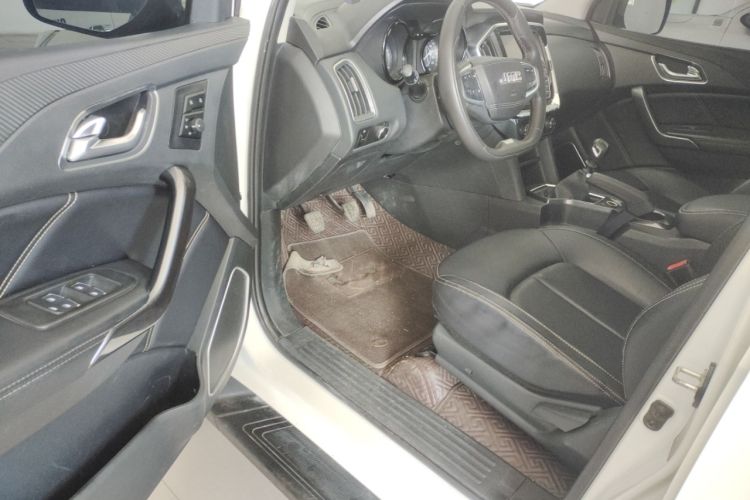 Used JMC Yuhu 7 2020 2.0T Diesel Manual 4x4 Comfort Edition Long Wheelbase China VI Emission Standard JX4D20A6L