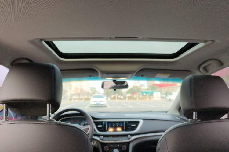 Used Buick GT 2021 Revised Version Flagship 1.5L Automatic Entry-Level Trim Headliner