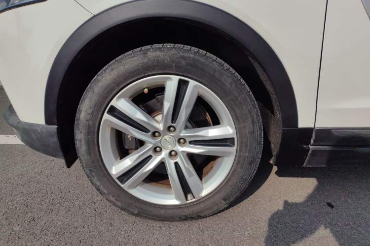 Used Zotye T700 2017 1.8T Manual Luxury Model
