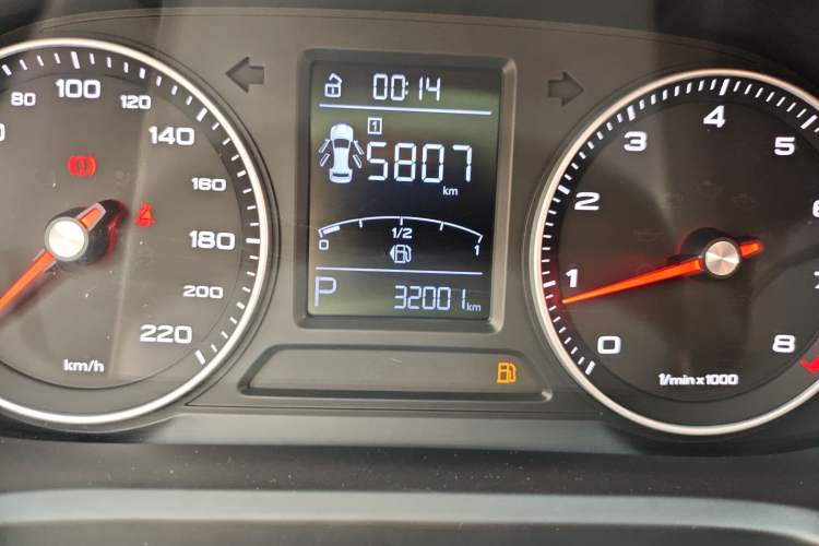 Used Roewe 360 2018 PLUS 1.5L Automatic Luxury Edition
