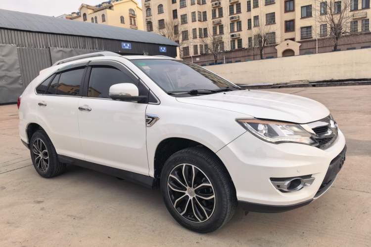 Used BYD S7 2015 2.0T Automatic Prestige Model Exterior 1