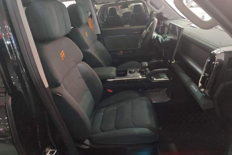 Used JETOUR Traveler 2023 2.0T All-Wheel-Drive CrossPRO