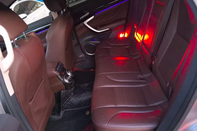 Used Wey VV7 2017 2.0T Flagship Model
