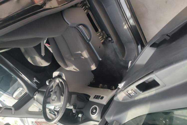 Used JAC Refine M3 2018 Creator Edition 1.6L Comfort Version