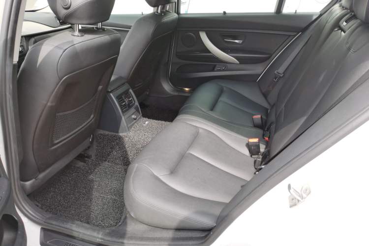 Used BMW 3 Series 2015 320Li Luxury Edition Fashion Model
