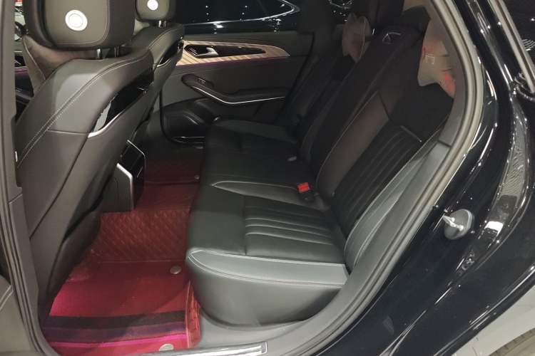 Used Hongqi H9 2023 2.0T Smart Connect Flagship Edition
