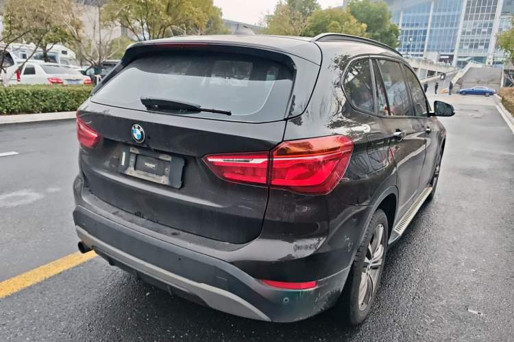 Used BMW X1 2016 sDrive18Li Luxury Model

