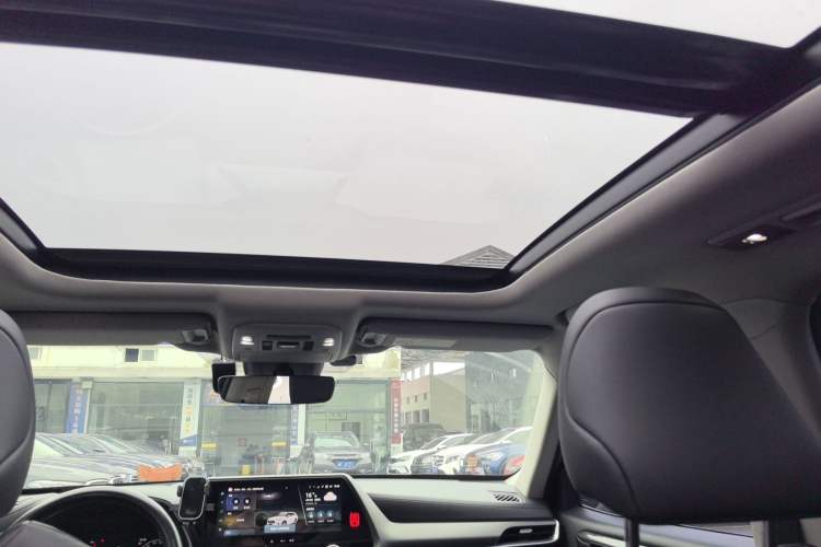 Used Toyota Highlander 2024 2.5L Smart Electric Hybrid Dual-Engine Four-Wheel Drive Prestige Version – 7 Seats